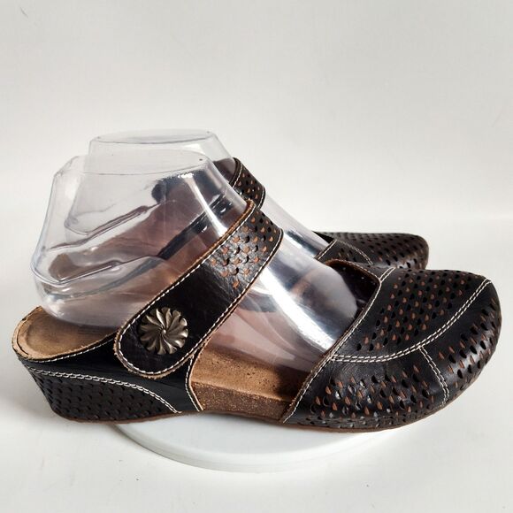 L'Artiste Clogs Mary Janes Size 8.5 / 39 Perforated Black Slip On Leather Boho - Picture 1 of 11